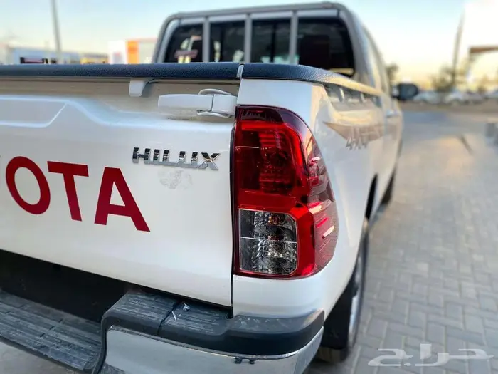 هايلكس GL2- سلق - 2025 - قير عادي - عروض الاقساط 3