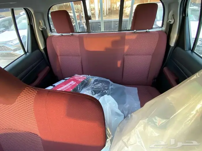 هايلكس GL2- سلق - 2025 - قير عادي - عروض الاقساط 12