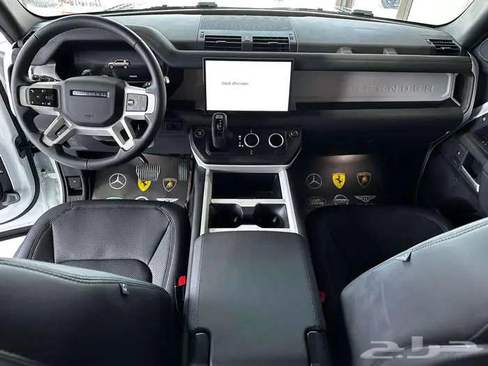 Defender P400 X-Dynamic - 2025 - 11.000KM 5