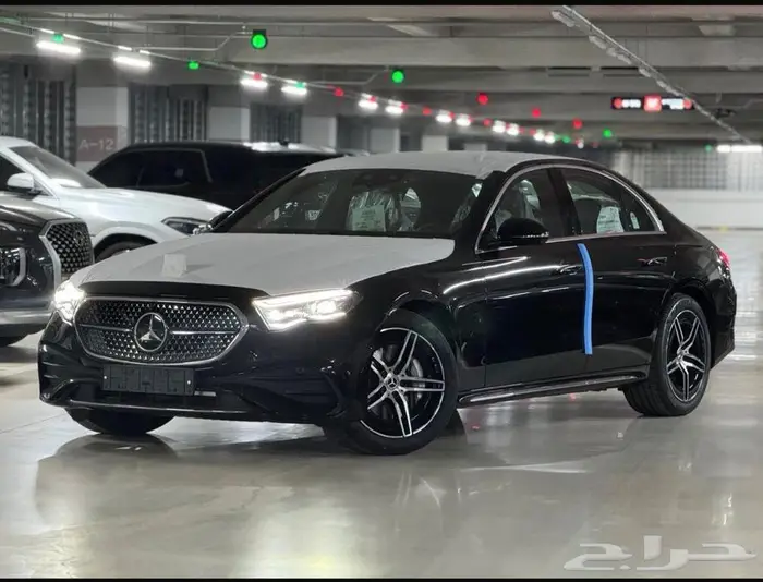 مرسيدس E300 AMG 2025 اصفار متوفر الوان عرض جديد على السعر 0
