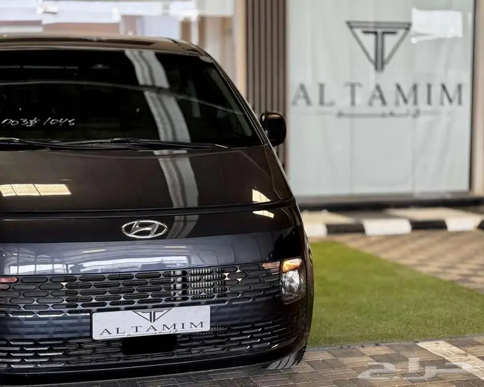 هيونداي ستاريا ديزل موديل 2023 - 11 راكب 6