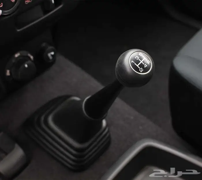 ايسوزو ديماكس 2.5 غمارتين زجاج كهربا دبل 2024 5