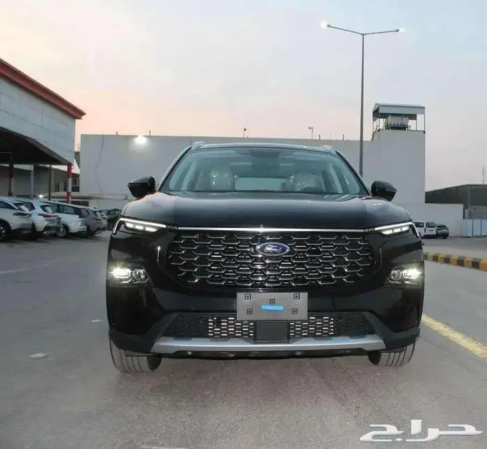 فورد تيرتورى تيتانيوم - تريند - امبيانتى ناغى 2025 3