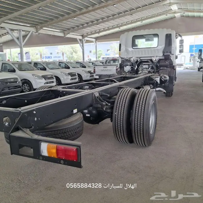 دينا ايسوزو 13 طن وزن اجمالي 18 طن (2025 -2024) 15