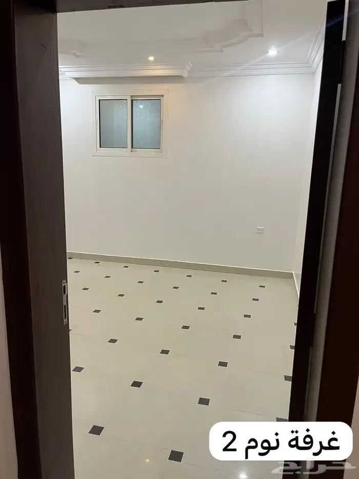 شقة للإيجار 4 غرف و صاله 2