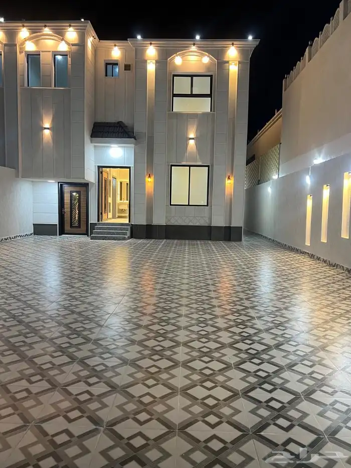 عنوان الاعلان شقق تمليك مع ملاحقها حي الجامعه vip 3