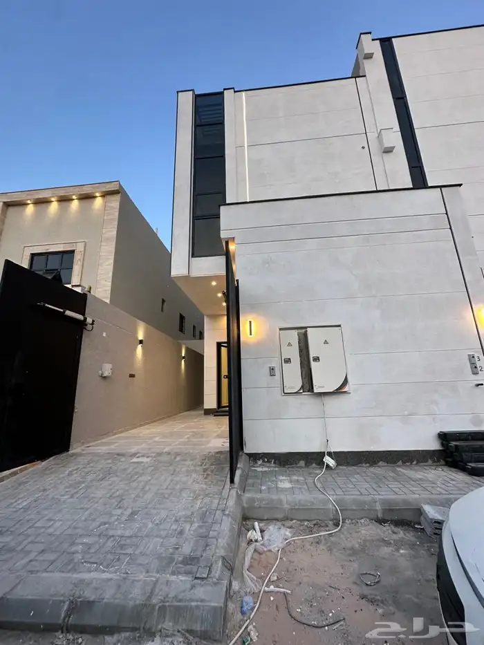 ادوار للبيع في حي المرجان 0