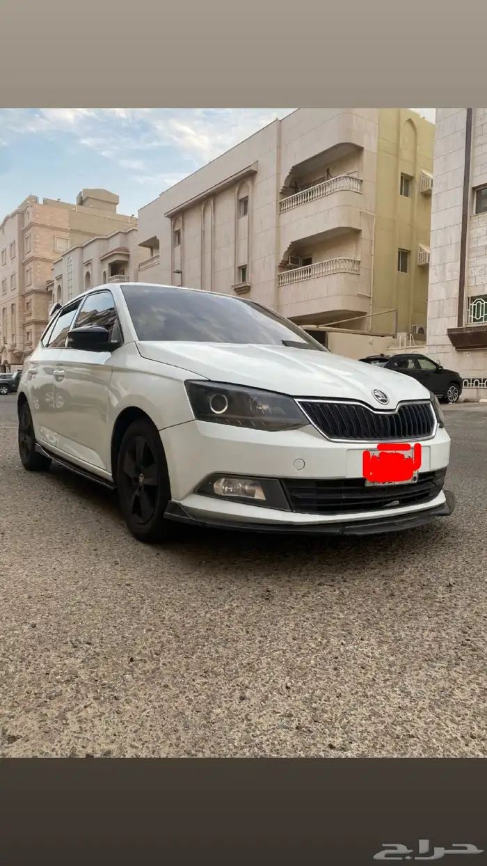 للبيع سكودا فابيا 2018 2