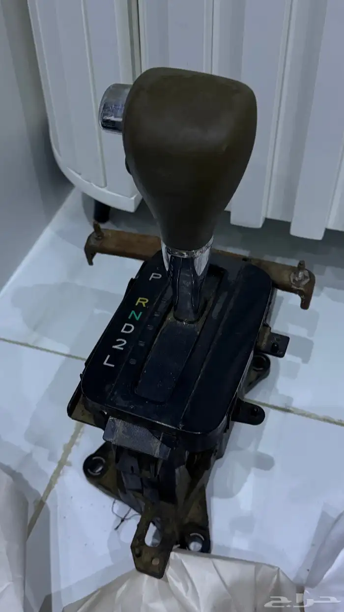 مسجل يارس او كامري 2012-2015 طارات 15