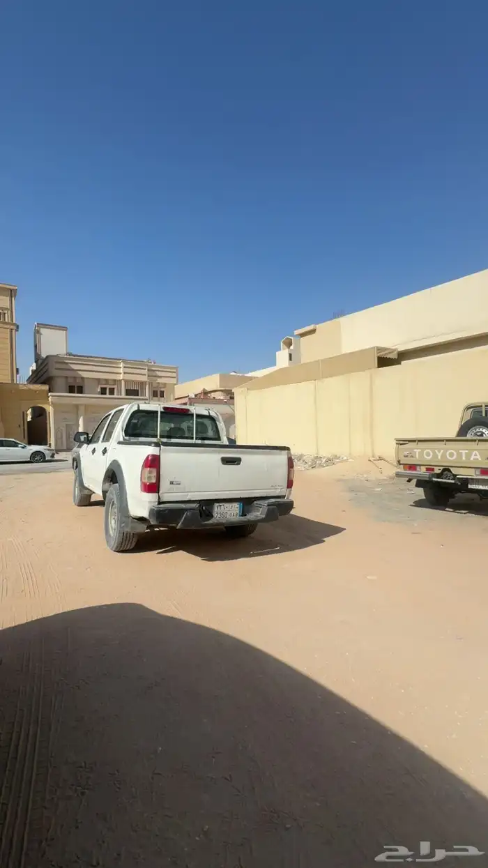 ايسوزو ديماكس 2004 2