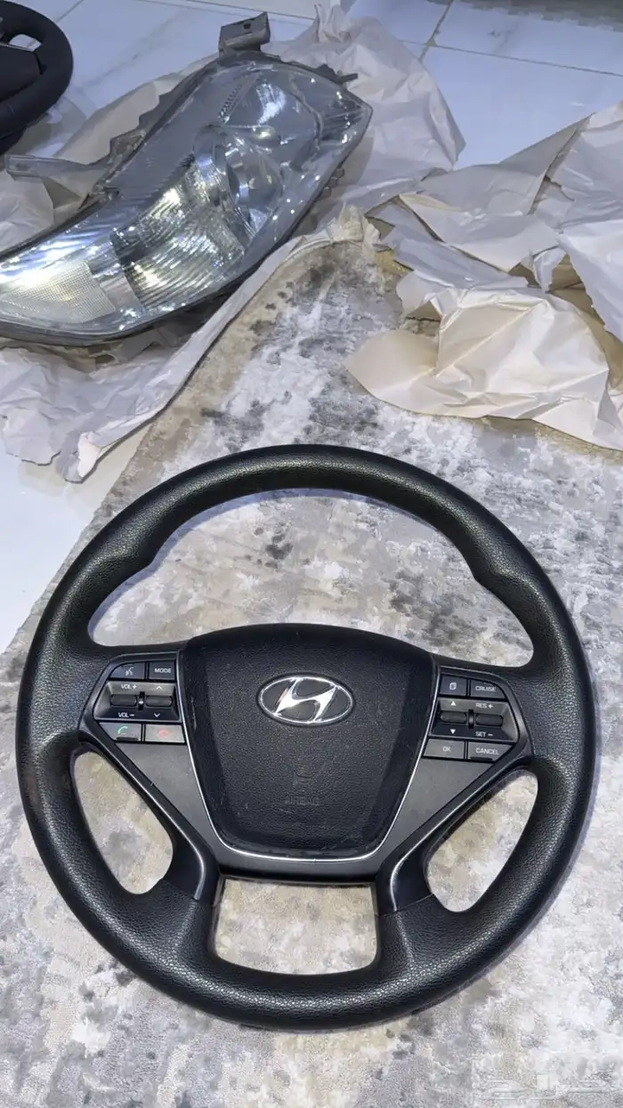 مسجل يارس او كامري 2012-2015 طارات 20