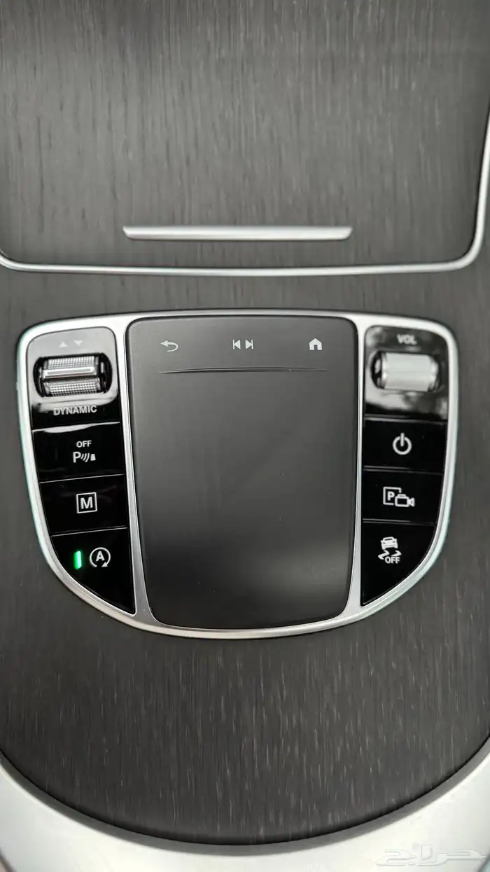 2022 مرسيدس GLC 300 - تم البيع 19