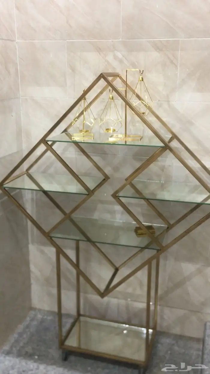 عربية ملكة 2