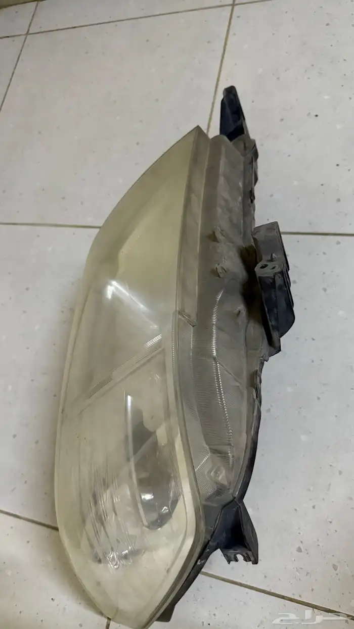 شمعات هايلوكس وقطع اخرى 2012-2015 3