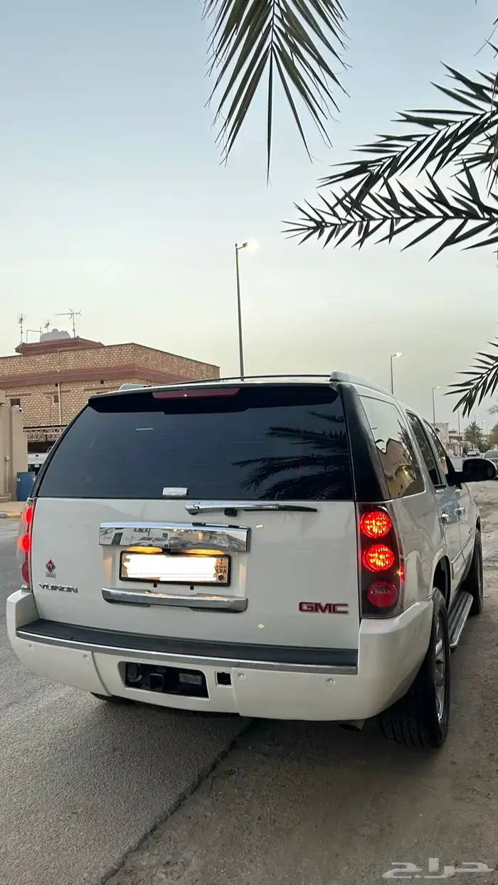 نوع السيارة   يوكن دينالي   فل كامل 3