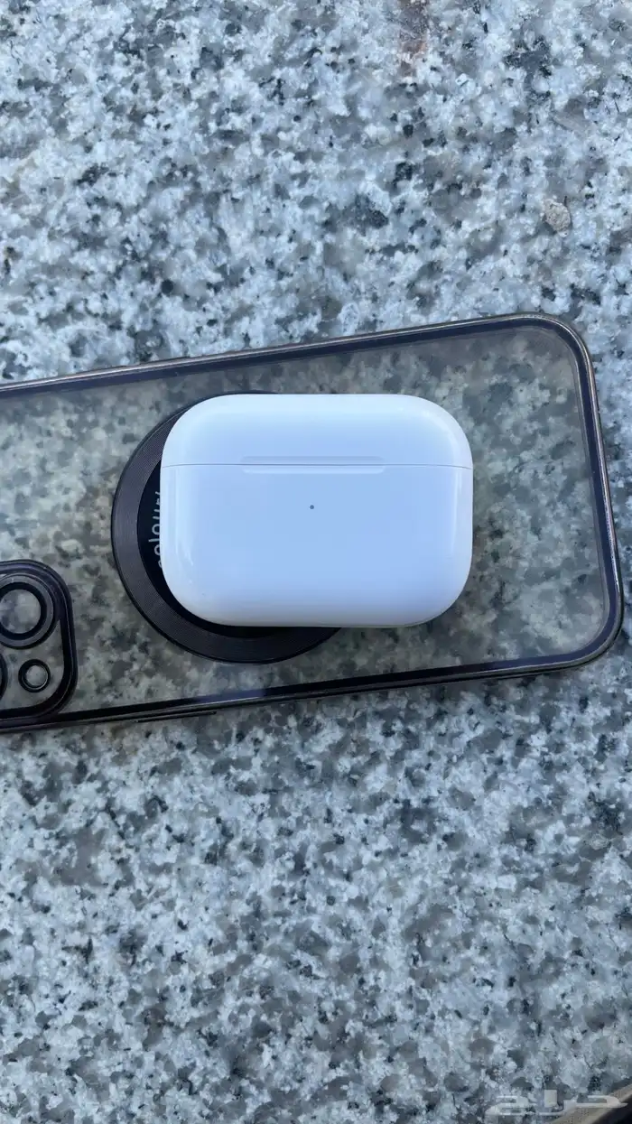 AirPods Pro 2 أصلية   استخدام خفيف وبسعر مميز 0