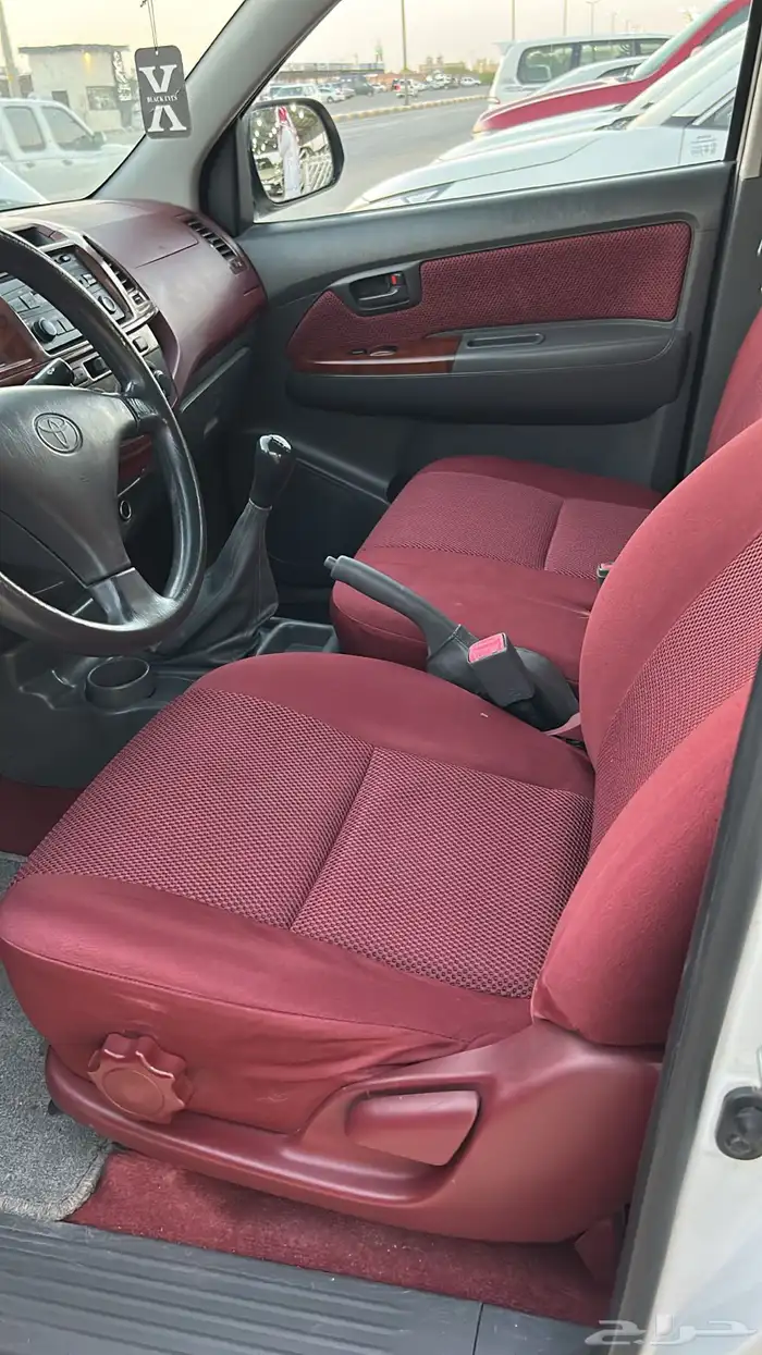 هايلكس 2013 فل كامل عبداللطيف جميل 22