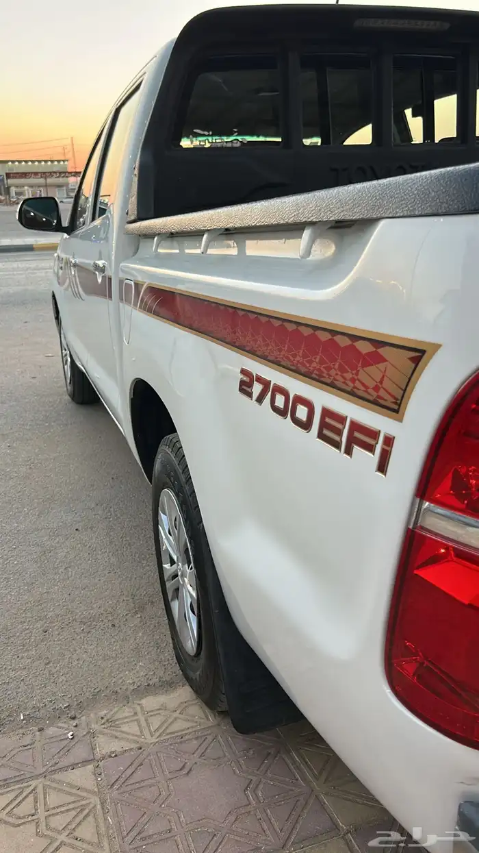 هايلكس 2013 فل كامل عبداللطيف جميل 12