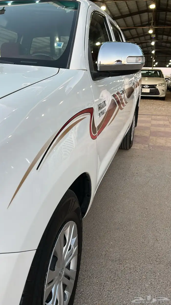 هايلكس 2013 فل كامل عبداللطيف جميل 8