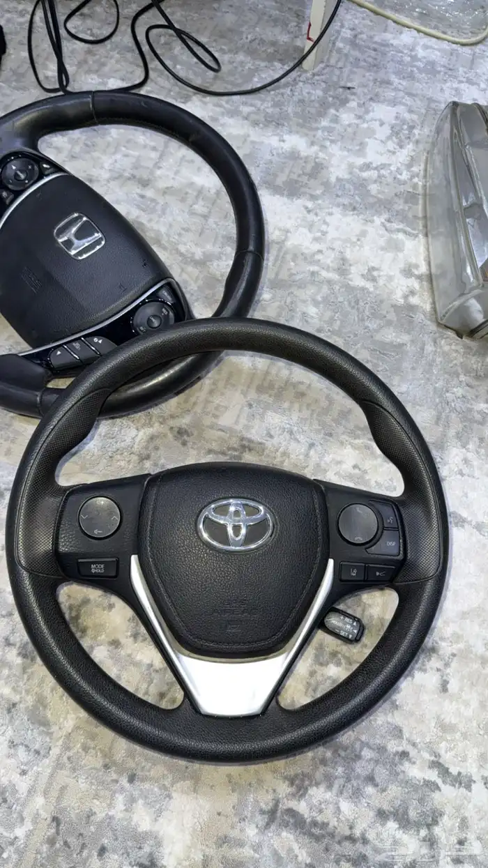 مسجل يارس او كامري 2012-2015 طارات 13