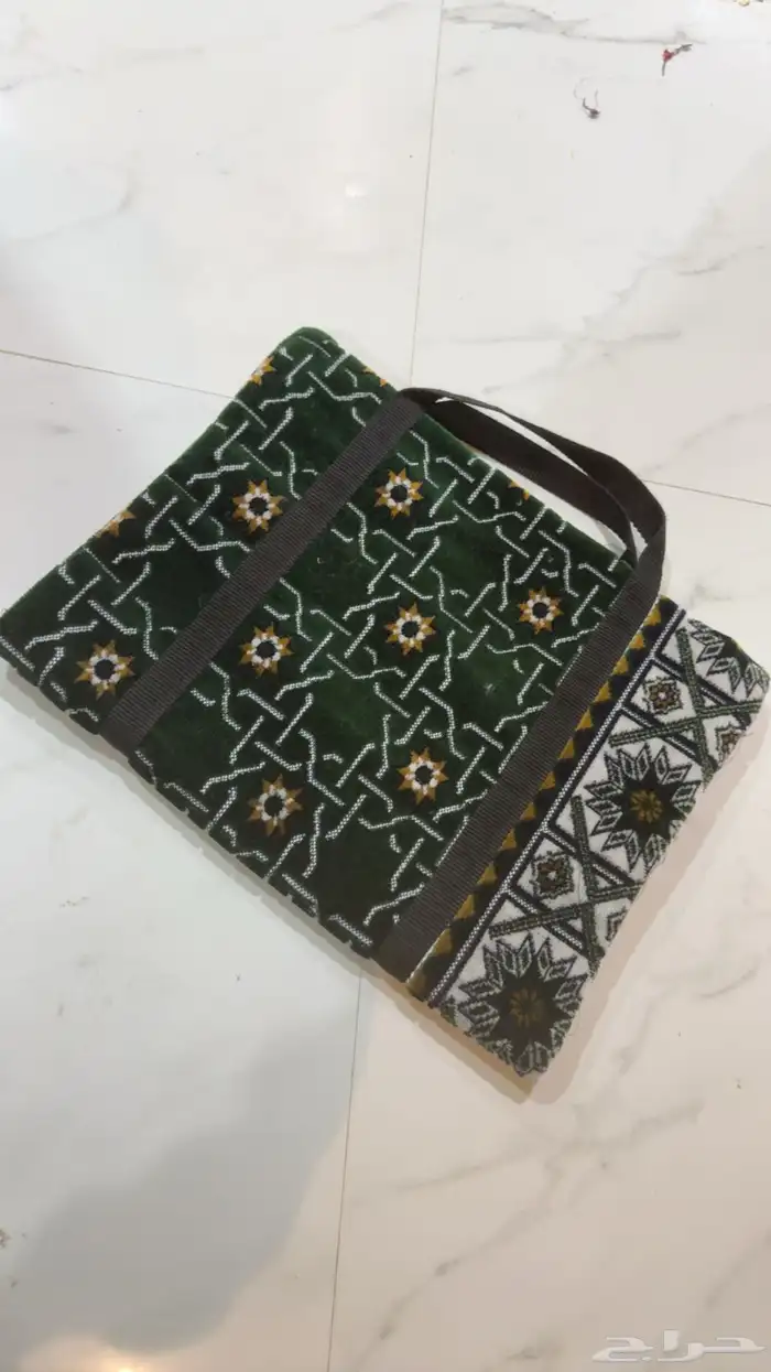 شنط مدرسيه سجاد بيع جمله ومفارز 0