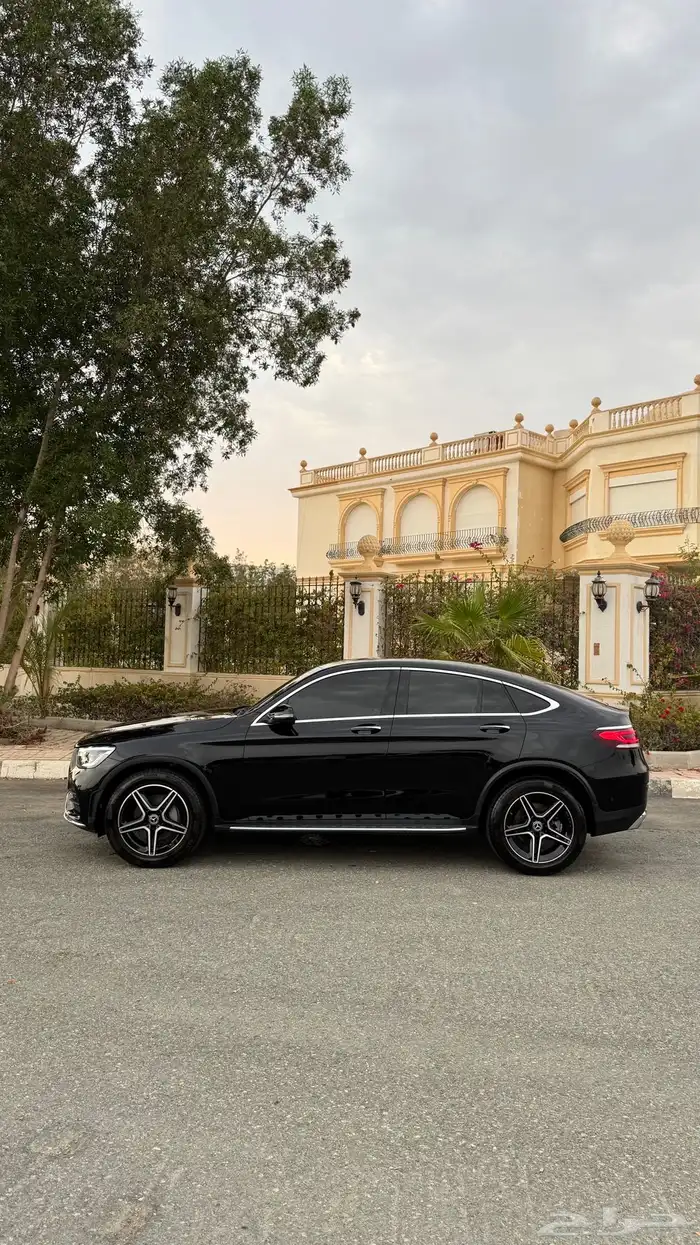 2022 مرسيدس GLC 300 - تم البيع 2