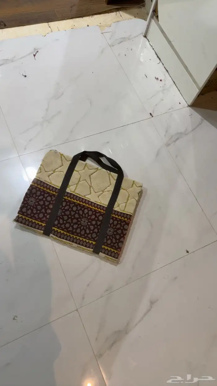 شنط مدرسيه سجاد بيع جمله ومفارز 2