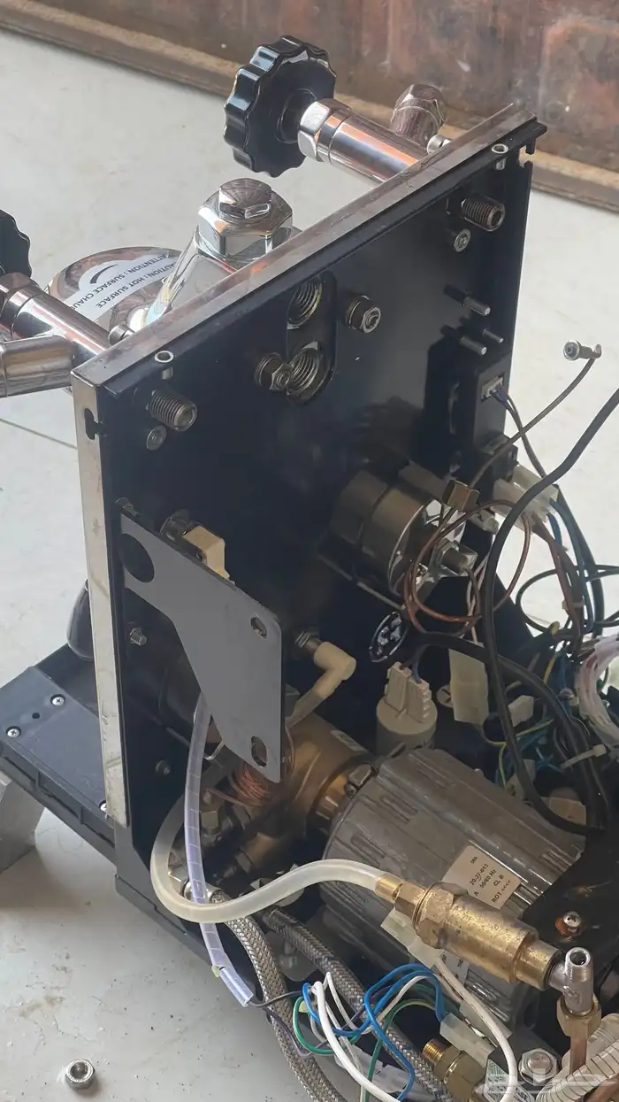 صيانة مكائن القهوه والمطاحن 21