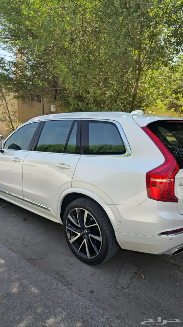 فولفو XC90 - موديل 2019 13