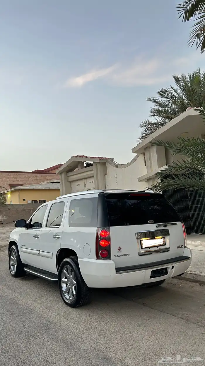 نوع السيارة   يوكن دينالي   فل كامل 2