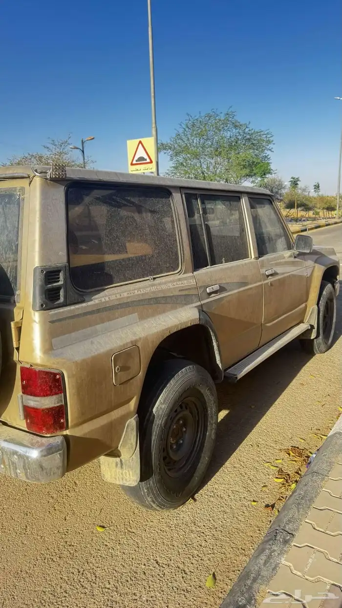 باترول صالون موديل 1990 ستاندر 1