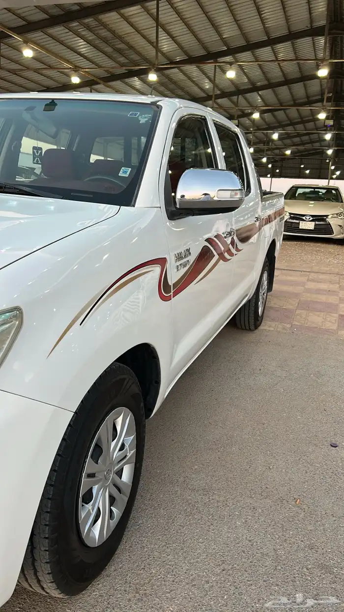 هايلكس 2013 فل كامل عبداللطيف جميل 3