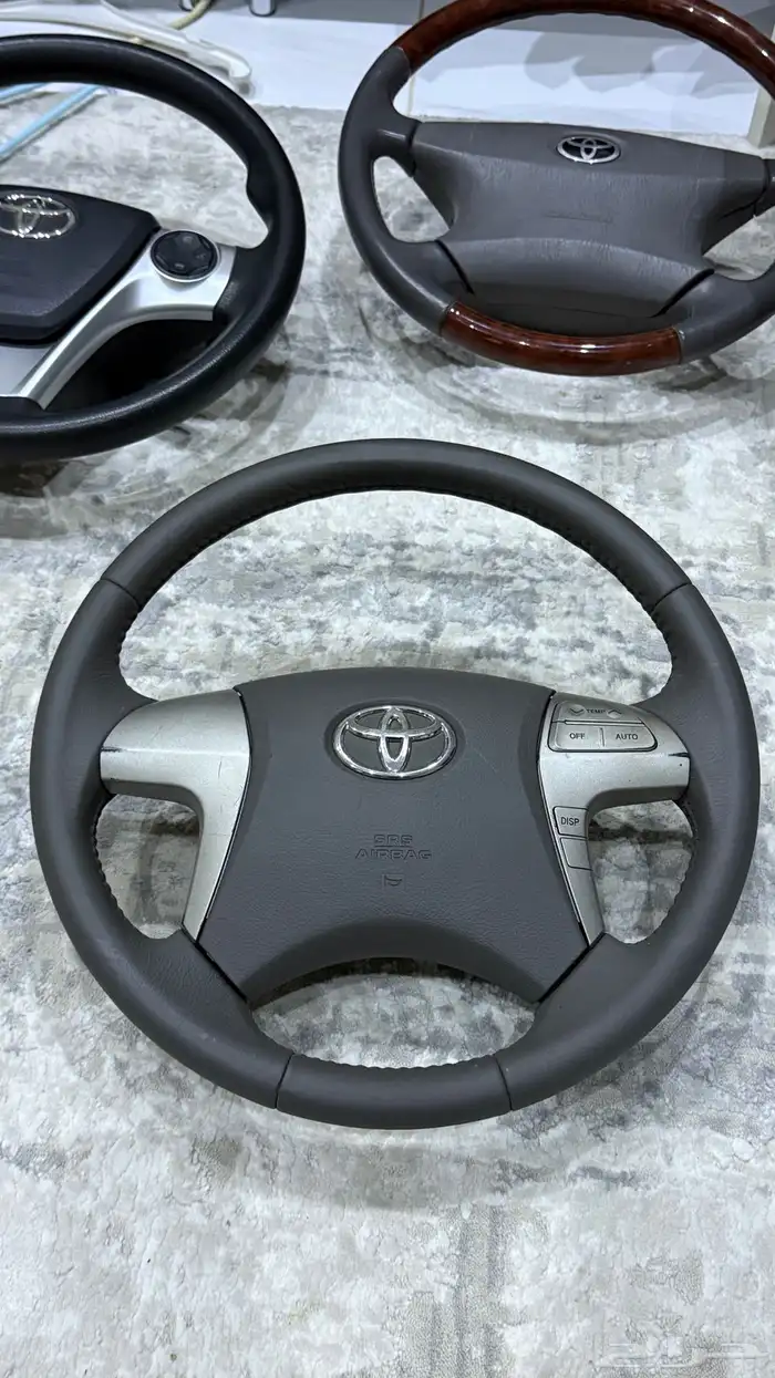 مسجل يارس او كامري 2012-2015 طارات 18