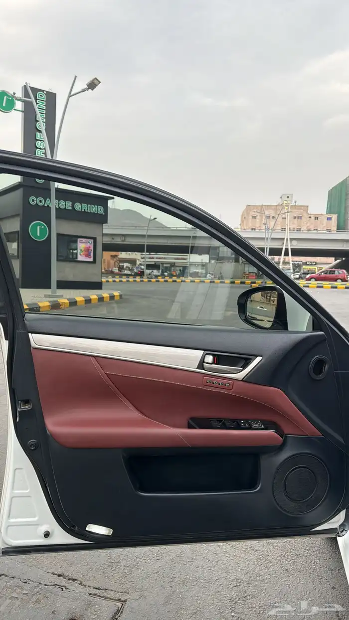 لكزس gs350 f 2012 4