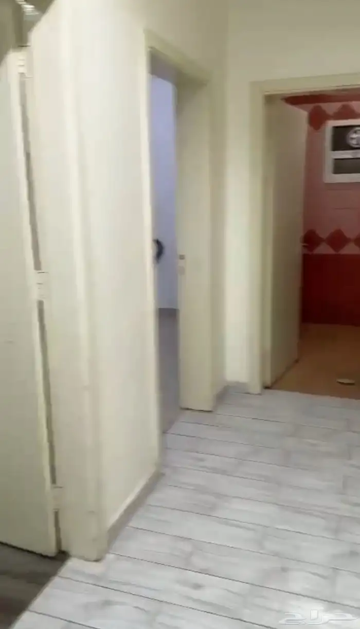 للبيع شقة في حي بدر 3