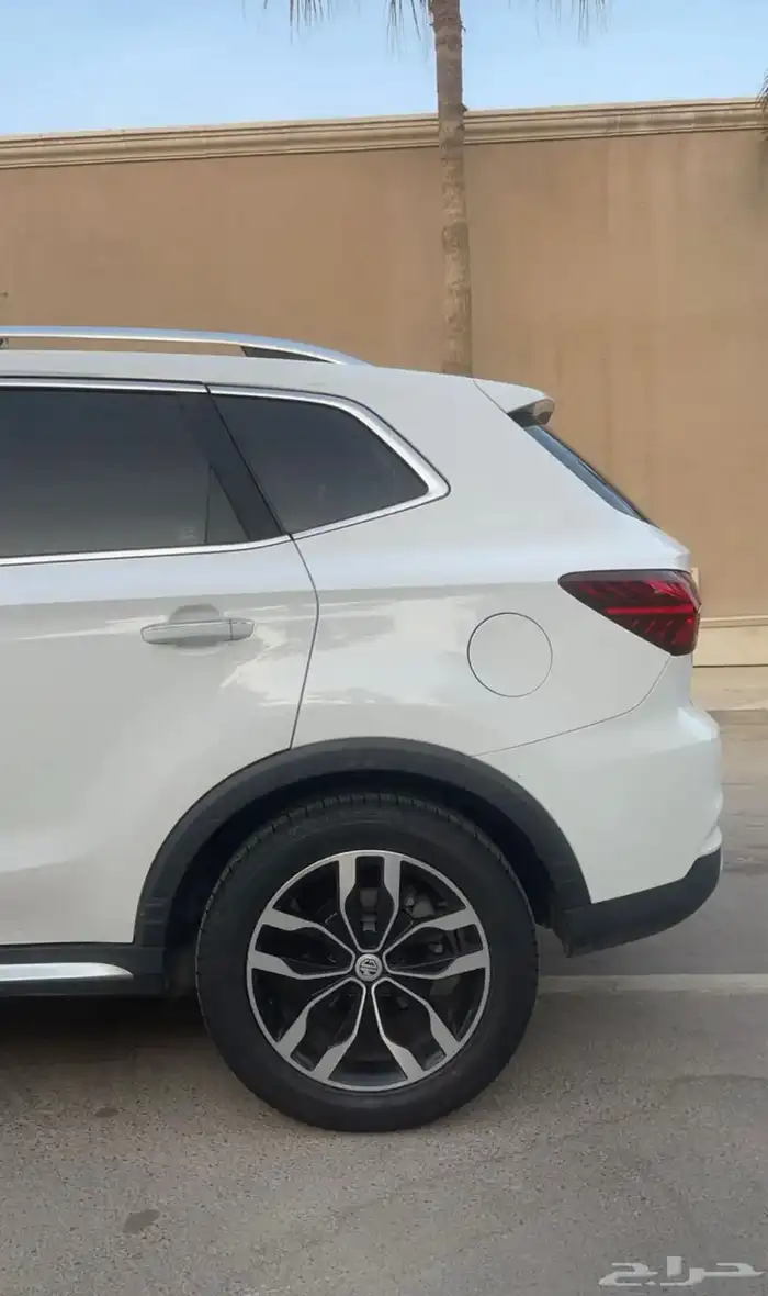 ام جي RX5 5