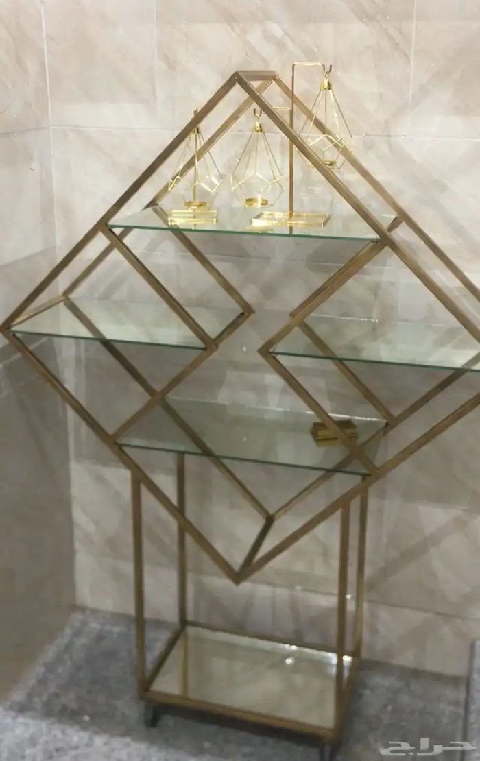 عربية ملكة 1