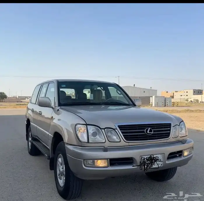 جيب لكزس 2000 8