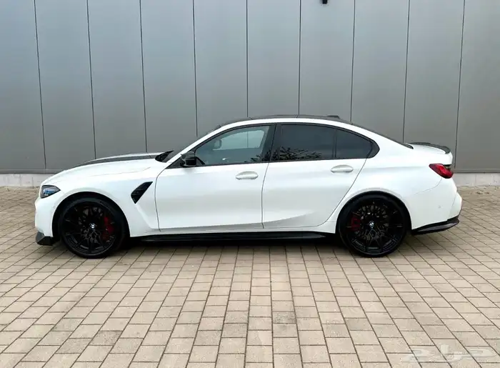 BMW M3 CS 2023 1