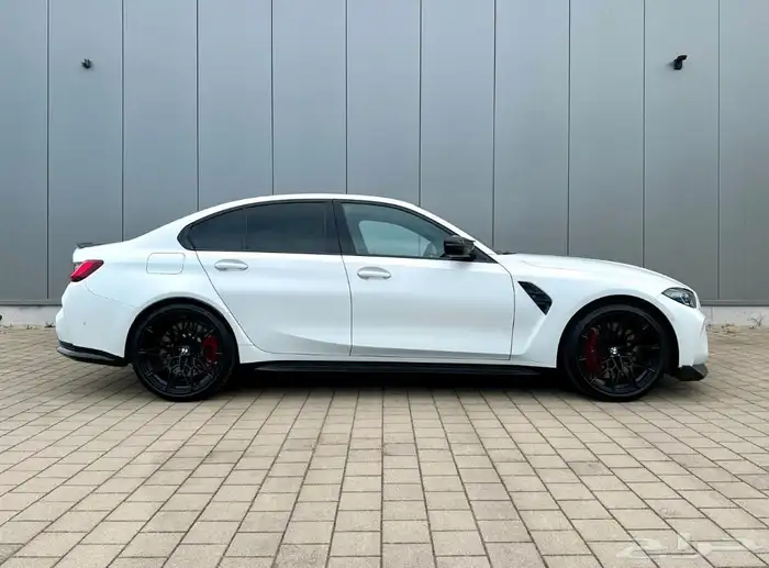BMW M3 CS 2023 5