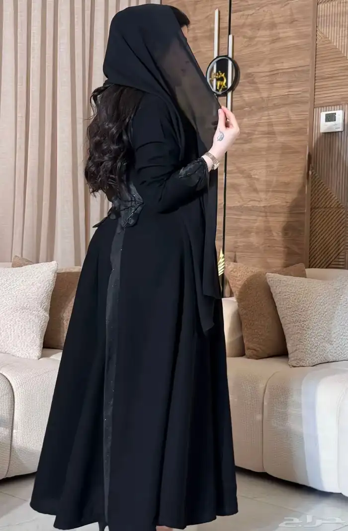 مصورة جوال ومودل عبايات ب اسعار مناسبه 0