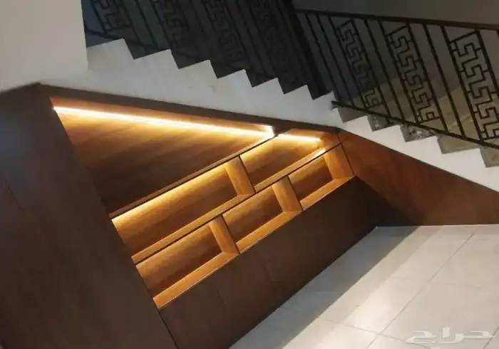 دواليب خشب وديكورات جدارية حسب الطلب وحسب التصاميم 8