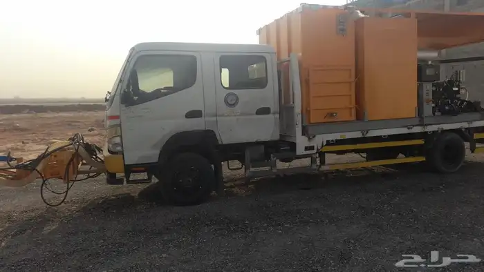 مكينة نظافة وازالة علامات الطرق 6