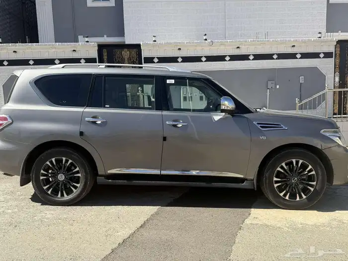 نيسان باترول فل كامل مكينه 400 3