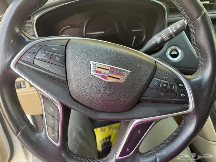 كاديلاك xt5 2017 فل كامل للبيع 3