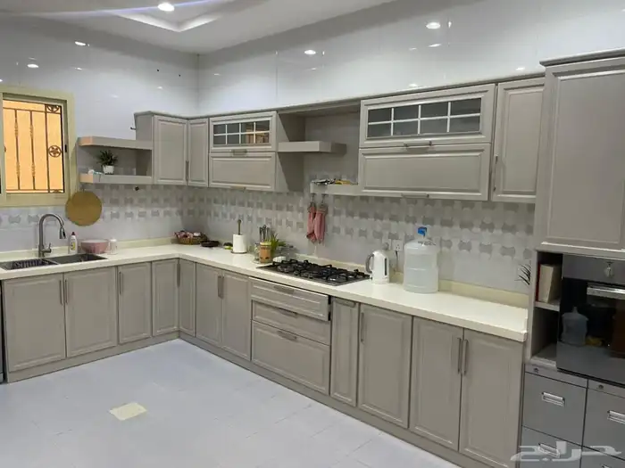للبيع دور بالمزاحمية حي الريف 525م بمليون 450 7