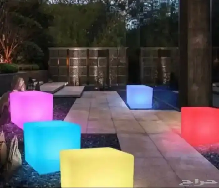 للبيع كراسي ومكعبات مضيه 1