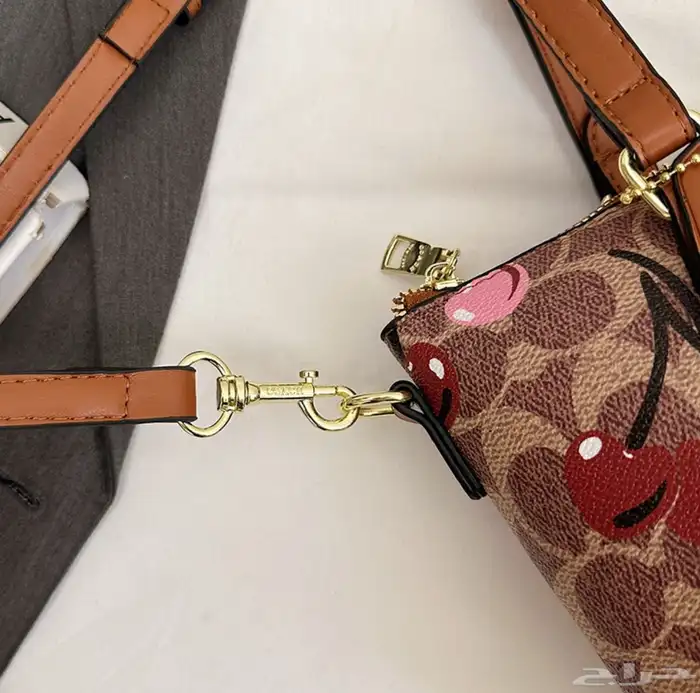 شنط ماركات مقلدة 21