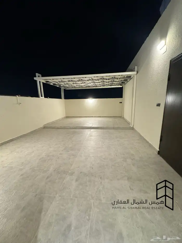 للبيع فيلا روف علوي حي الصفا 9