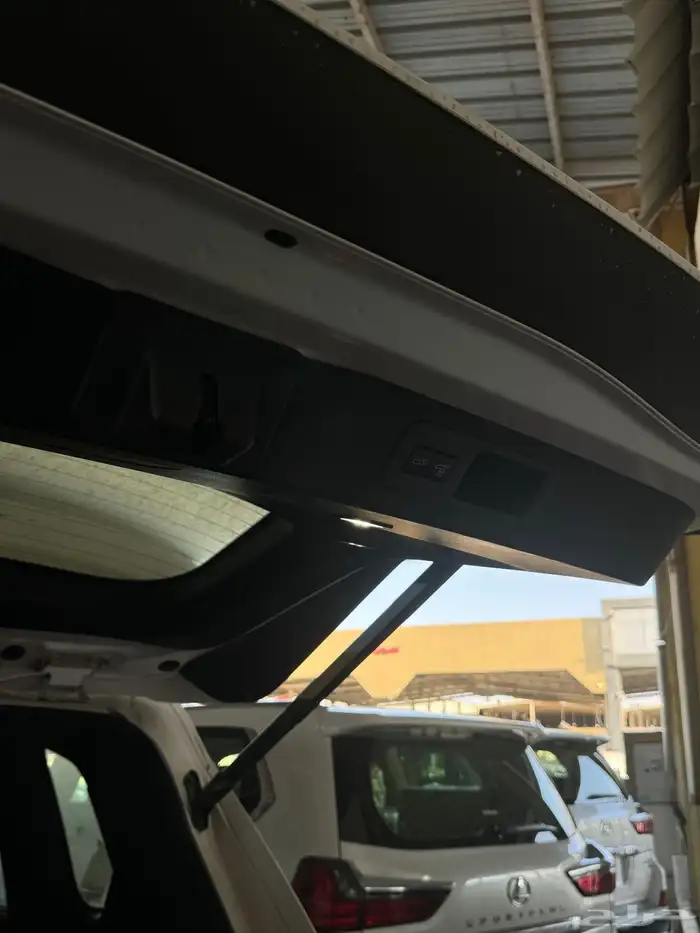 لكزس 2025 L X700H هايبرد اصفار جديد 8